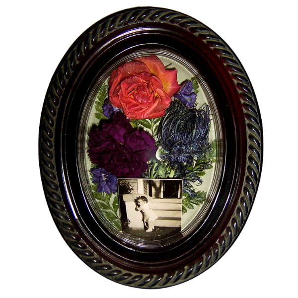 lovely vintage-style frame and preserved flowers